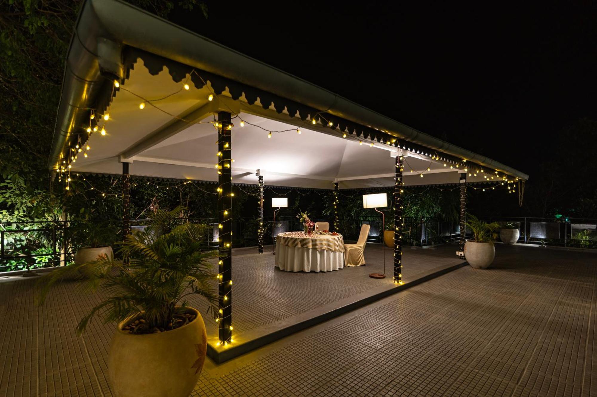 Sterling Wayanad Hotel Sultan Bathery Exterior photo