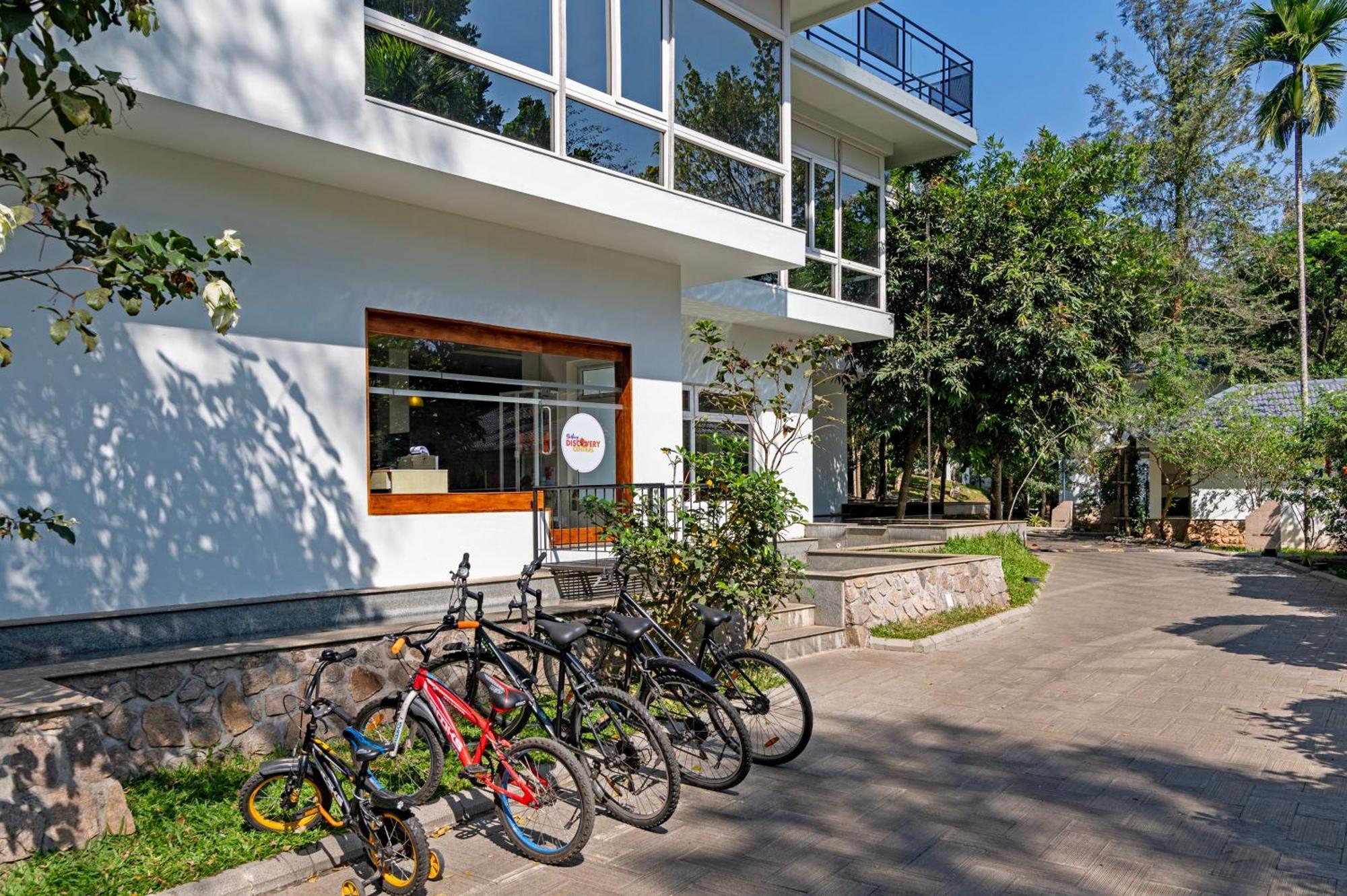 Sterling Wayanad Hotel Sultan Bathery Exterior photo