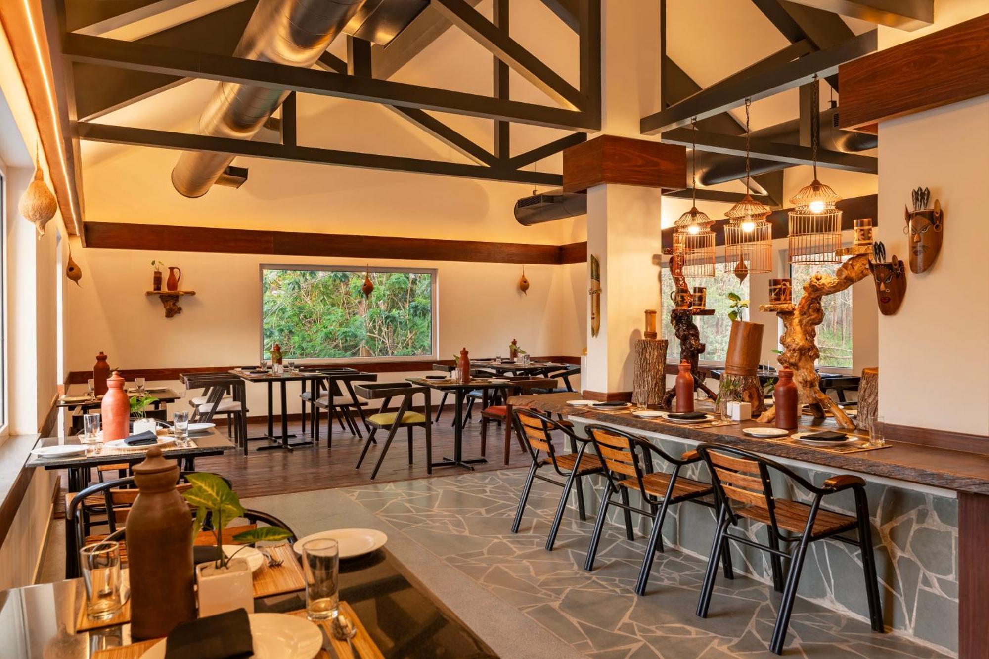 Sterling Wayanad Hotel Sultan Bathery Exterior photo