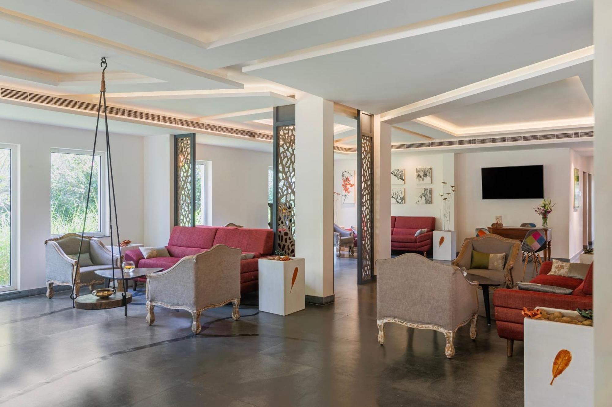 Sterling Wayanad Hotel Sultan Bathery Exterior photo