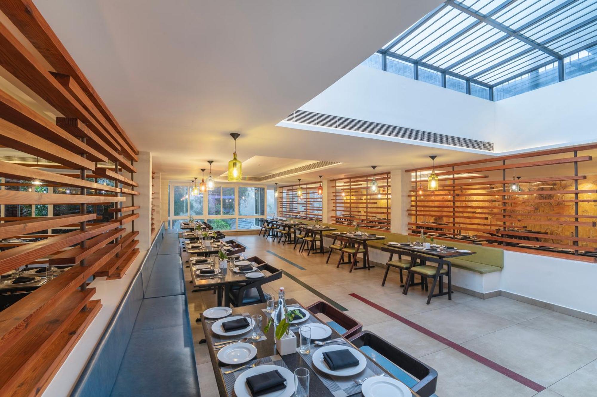 Sterling Wayanad Hotel Sultan Bathery Exterior photo